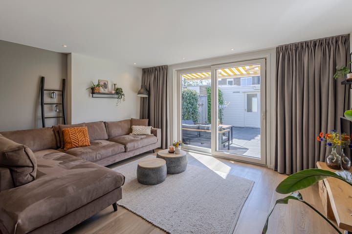 Foto 3 van Veerstoep 25