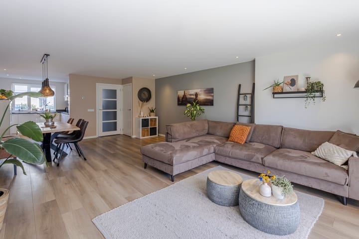 Foto 4 van Veerstoep 25