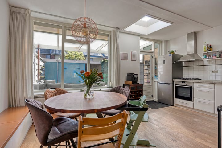 Photo 3 of Wentholtstraat 75