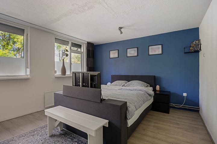 Photo 21 of Wentholtstraat 75