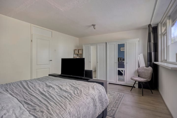 Photo 22 of Wentholtstraat 75