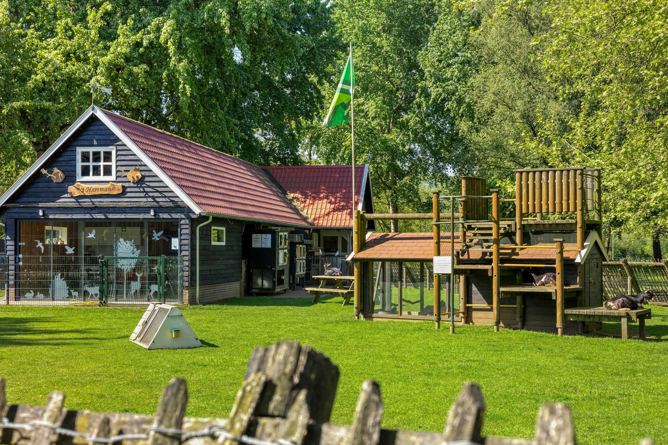 Foto 42 van Wentholtstraat 75