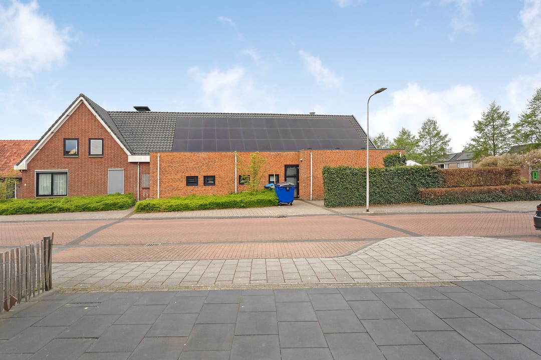 Photo 7 of Ds A.C. van Raalteweg 11