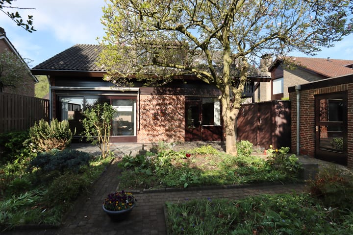 Foto 4 van Albert Schweitzerstraat 12