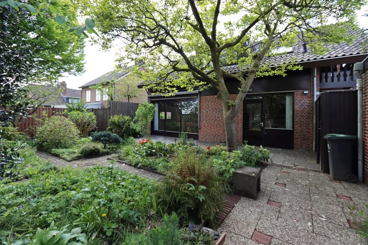 Foto 5 van Albert Schweitzerstraat 12