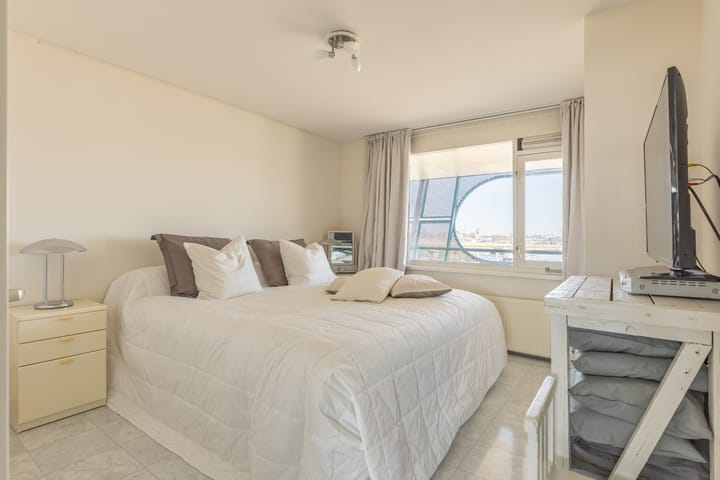 Photo 18 of Kennemerboulevard 635