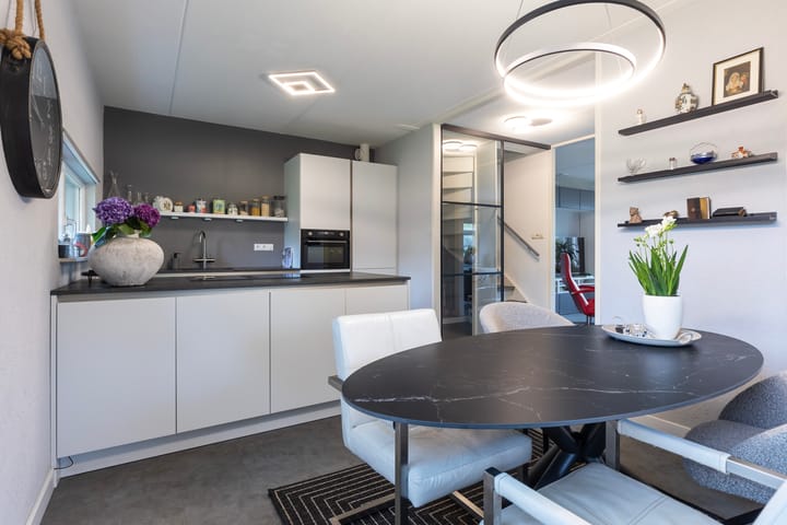 Foto 10 van Hoefblad 27