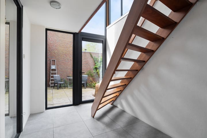 Foto 23 van Aalscholverstraat 2