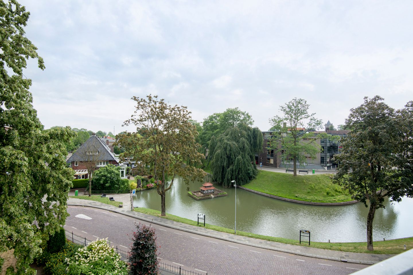 Foto 40 van Stationsstraat 2