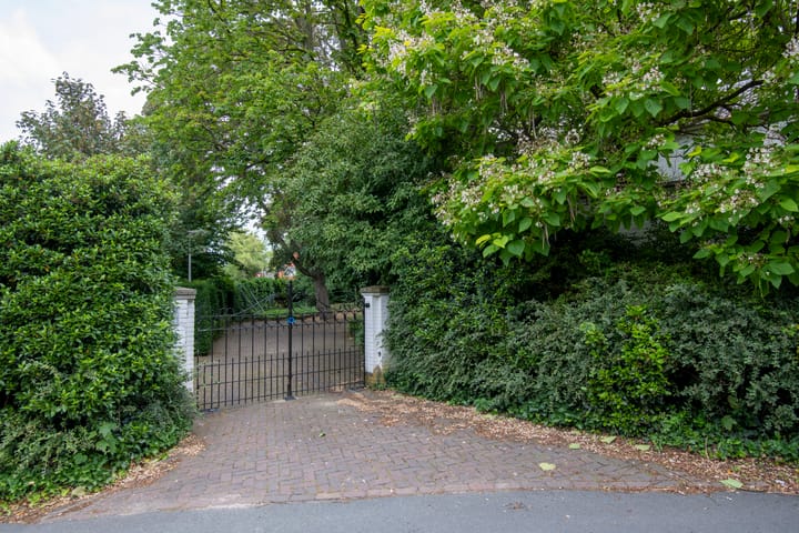 Foto 42 van Stationsstraat 2