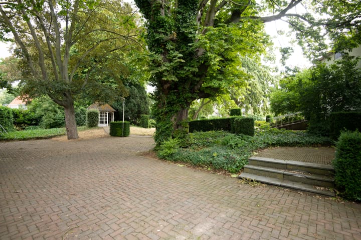 Foto 43 van Stationsstraat 2