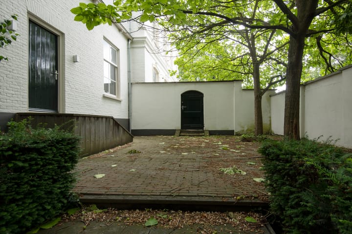 Foto 44 van Stationsstraat 2