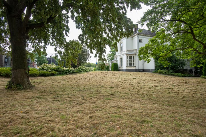 Foto 47 van Stationsstraat 2