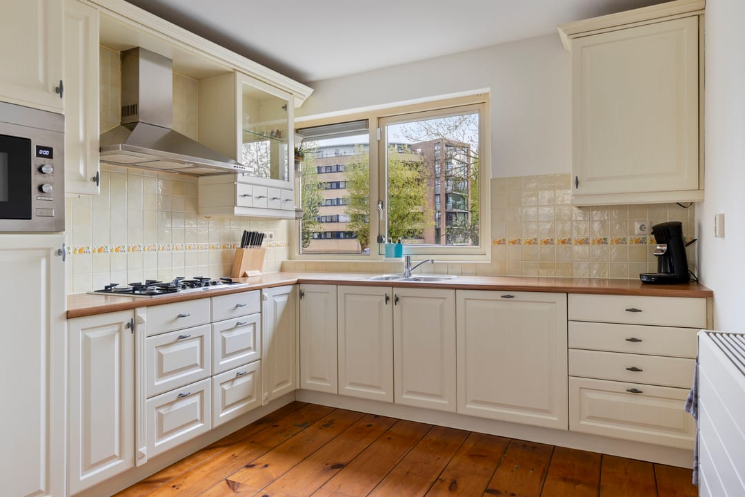 Photo 13 of Schellingstraat 27