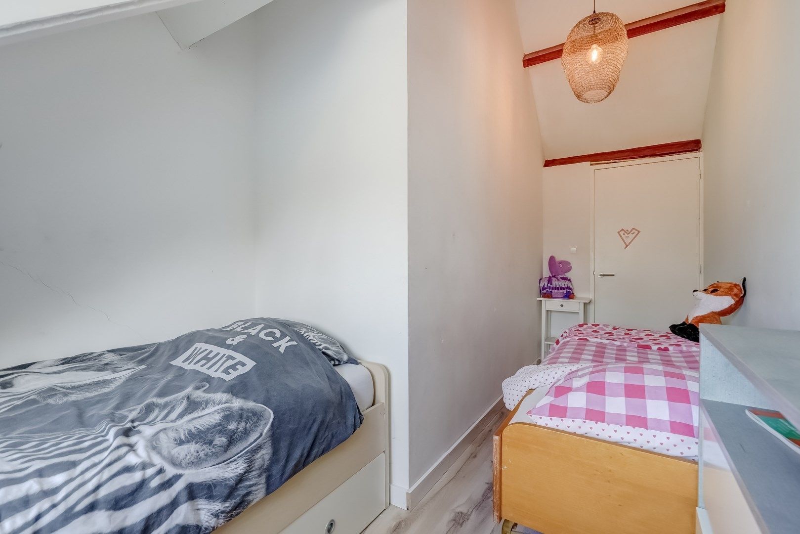 Photo 36 of Achterstraat 42