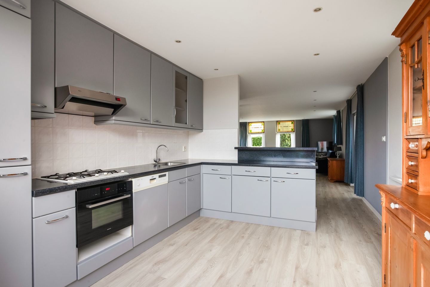 Photo 10 of Hoofdweg 113