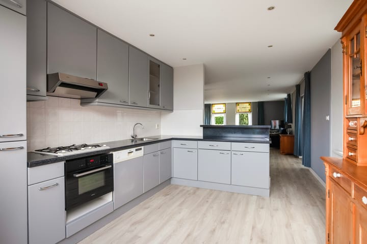 Foto 10 van Hoofdweg 113