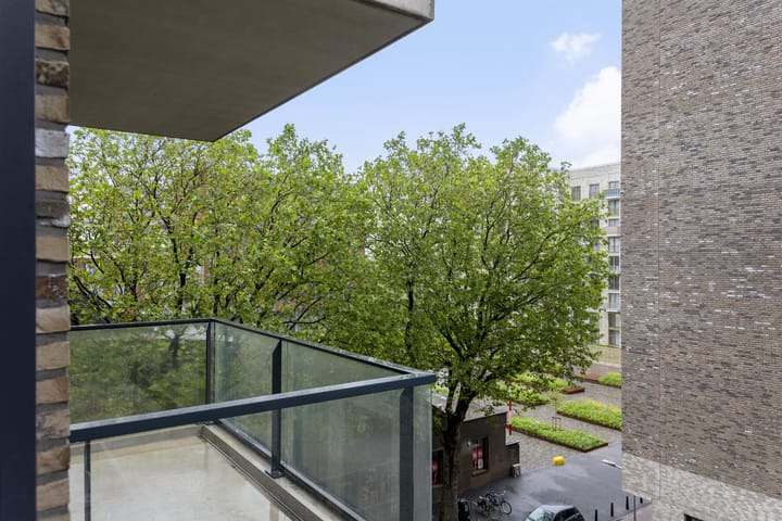 Photo 16 of 1e Lulofsdwarsstraat 12-K