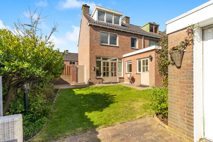 Foto 26 van Willem van Velsenstraat 11