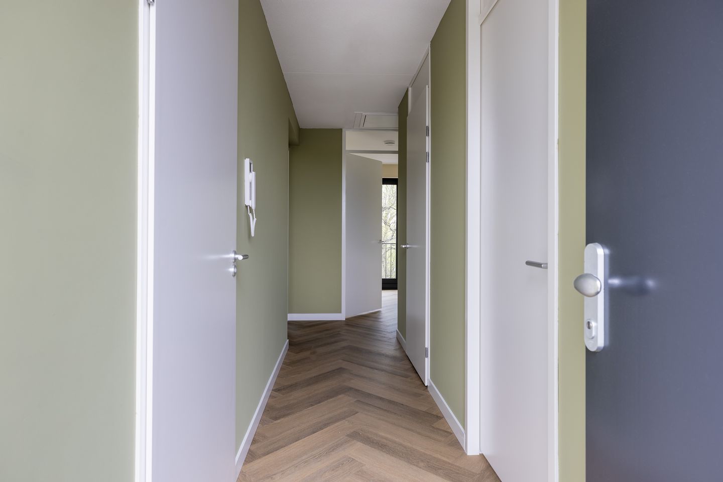 Photo 5 of Prinses Irenelaan 4-M