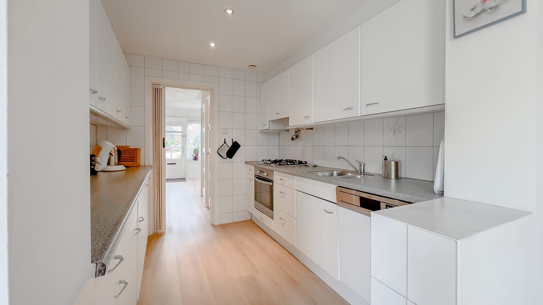 Photo 13 of Wilhelminaweg 6