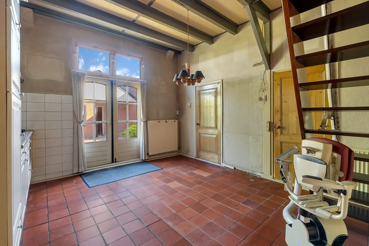 Photo 16 of Grotestraat 308