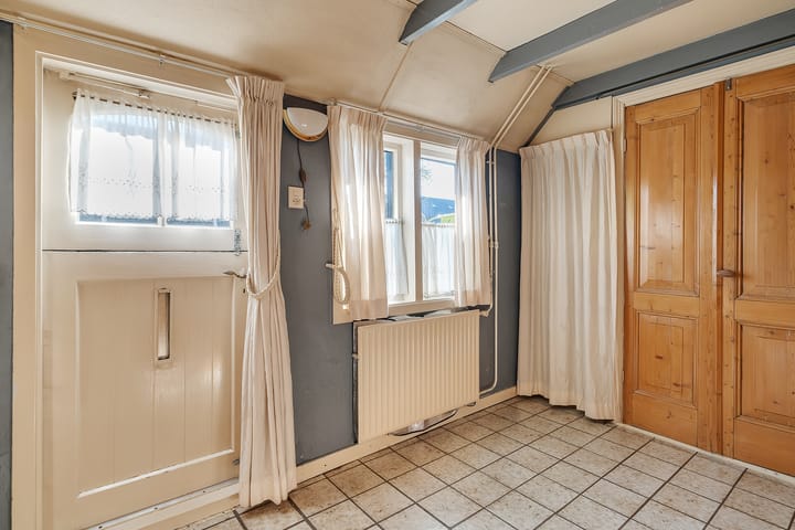 Photo 18 of Grotestraat 308