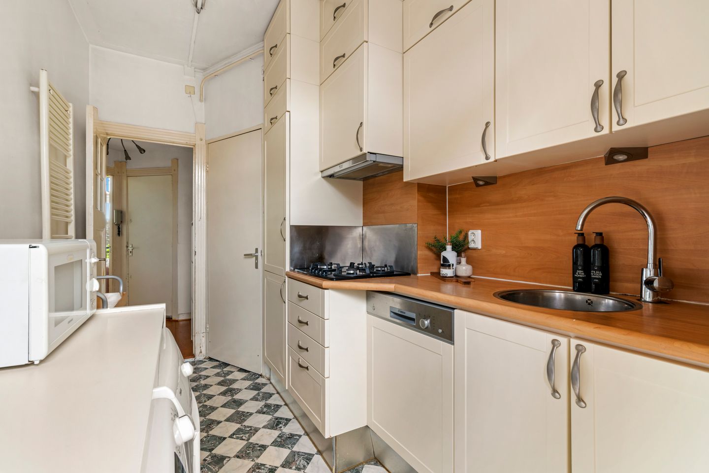 Foto 20 van J.J. Cremerplein 48-3