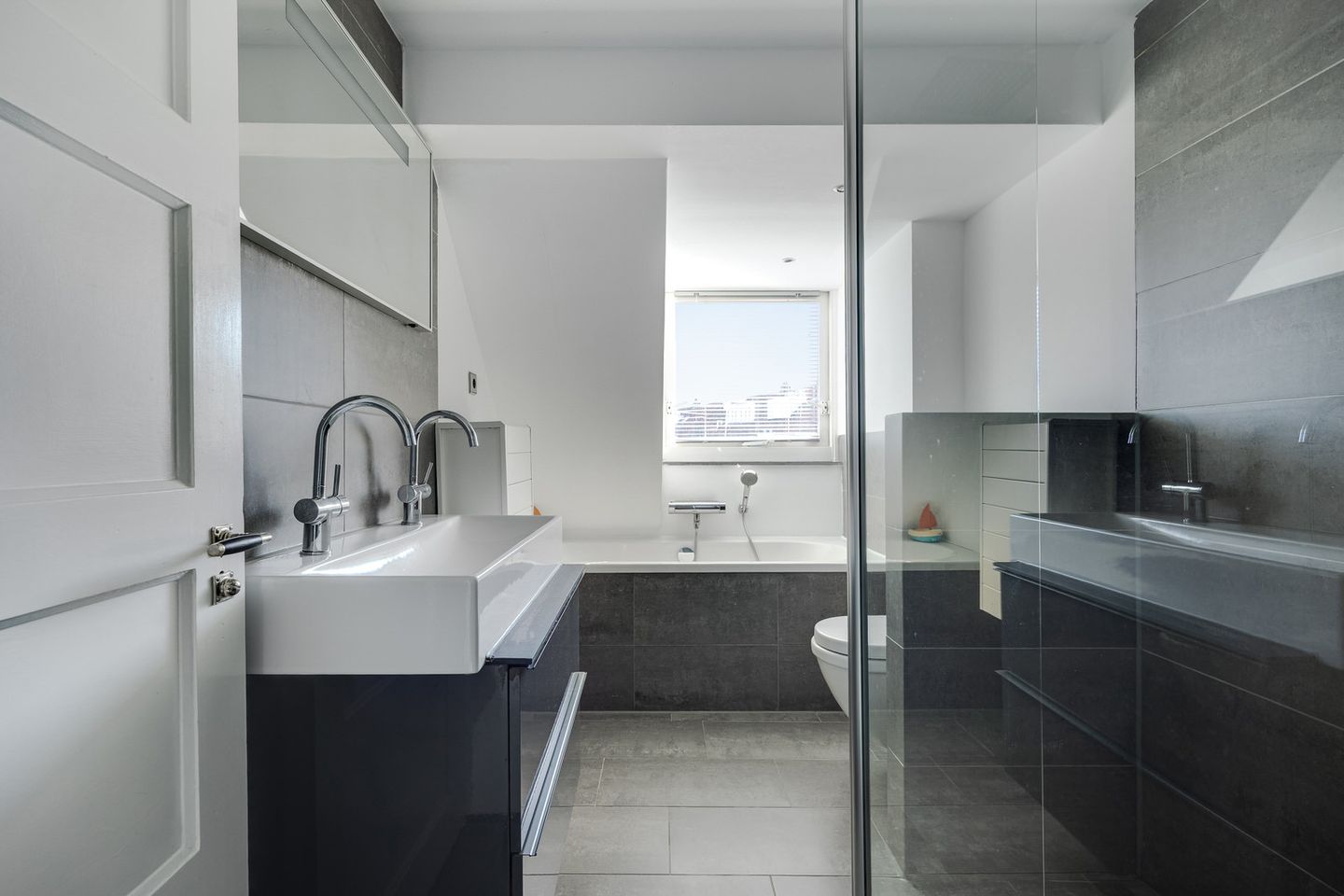 Foto 35 van Van Voorst tot Voorststraat 50