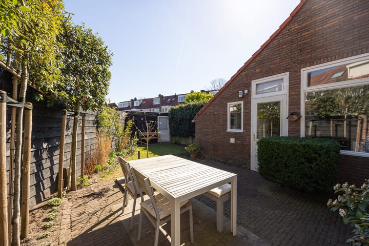 Foto 46 van Van Voorst tot Voorststraat 50