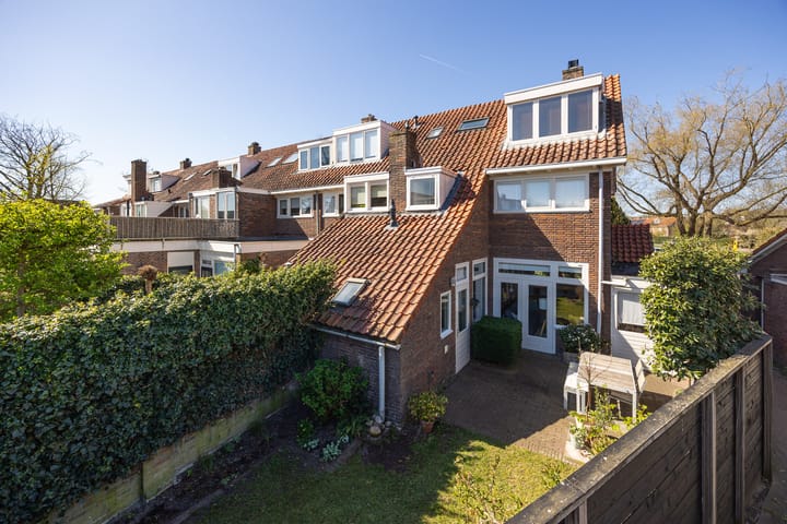 Foto 49 van Van Voorst tot Voorststraat 50