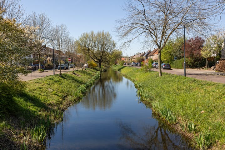 Foto 51 van Van Voorst tot Voorststraat 50