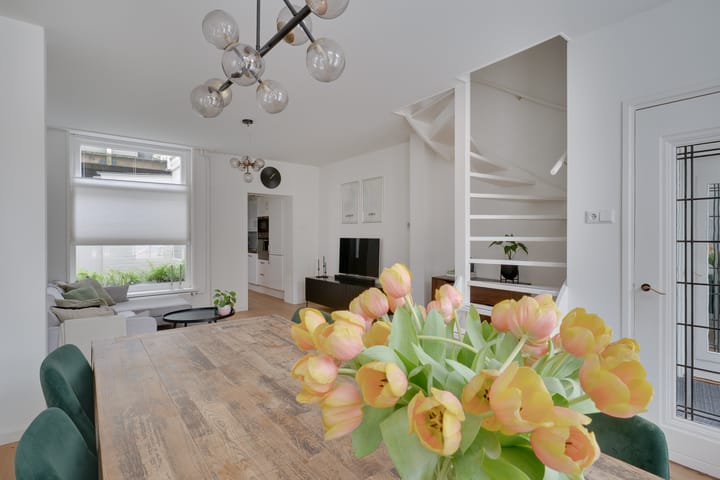 Foto 10 van Lindegracht 8