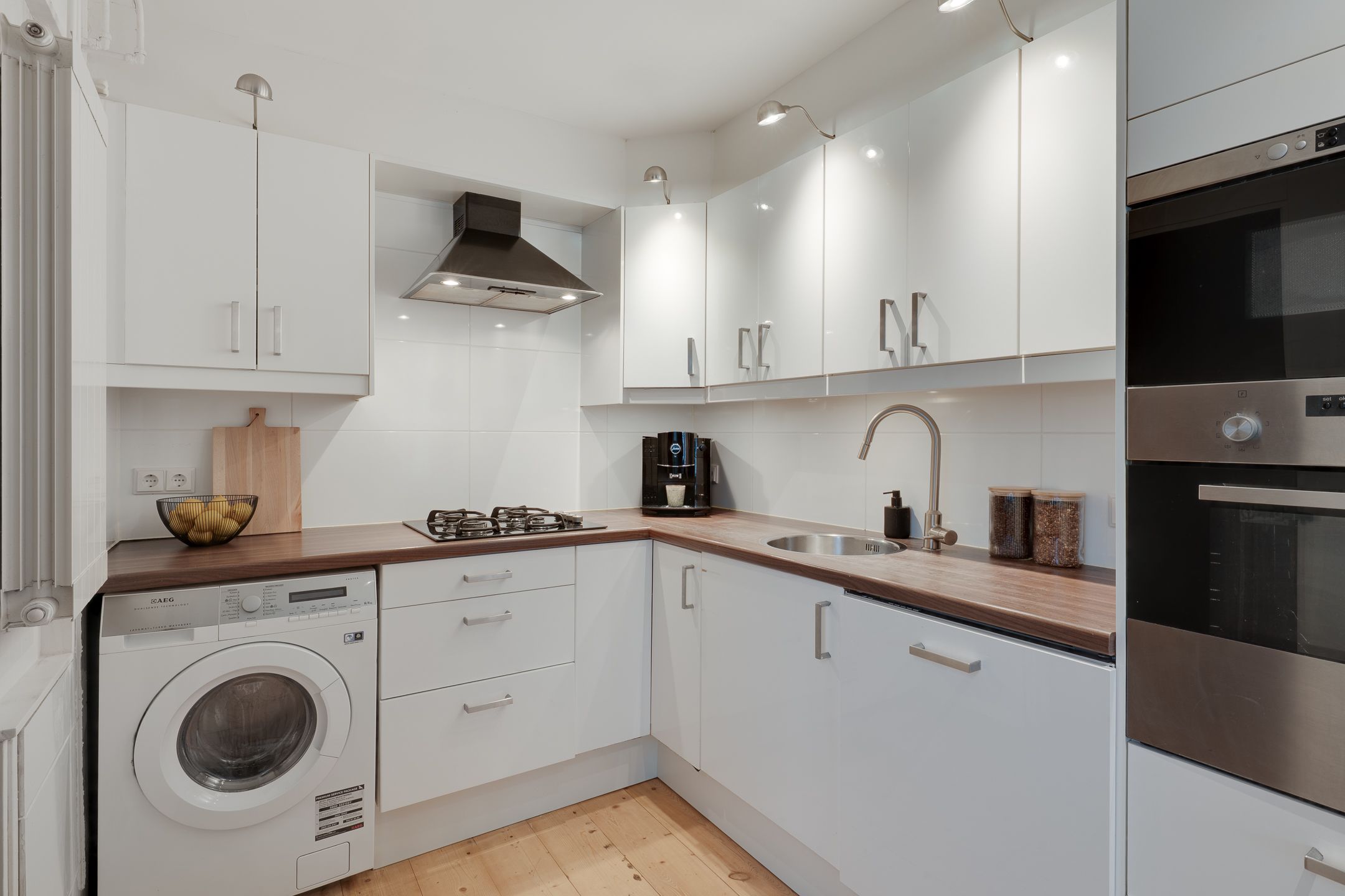 Foto 12 van Lindegracht 8