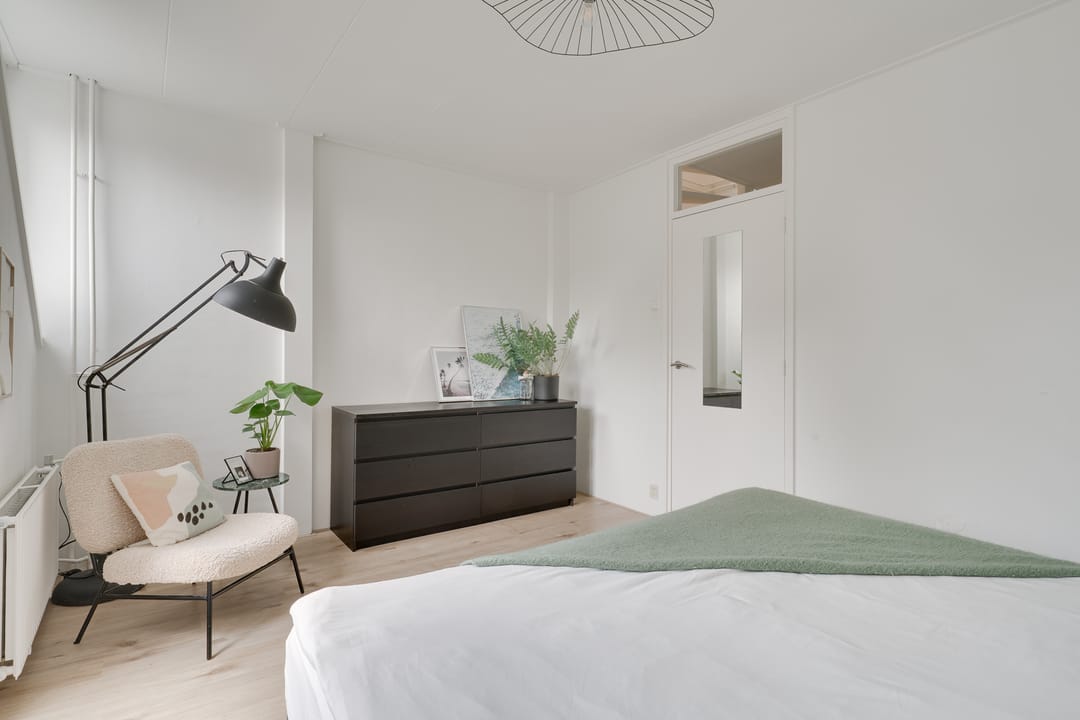 Foto 16 van Lindegracht 8