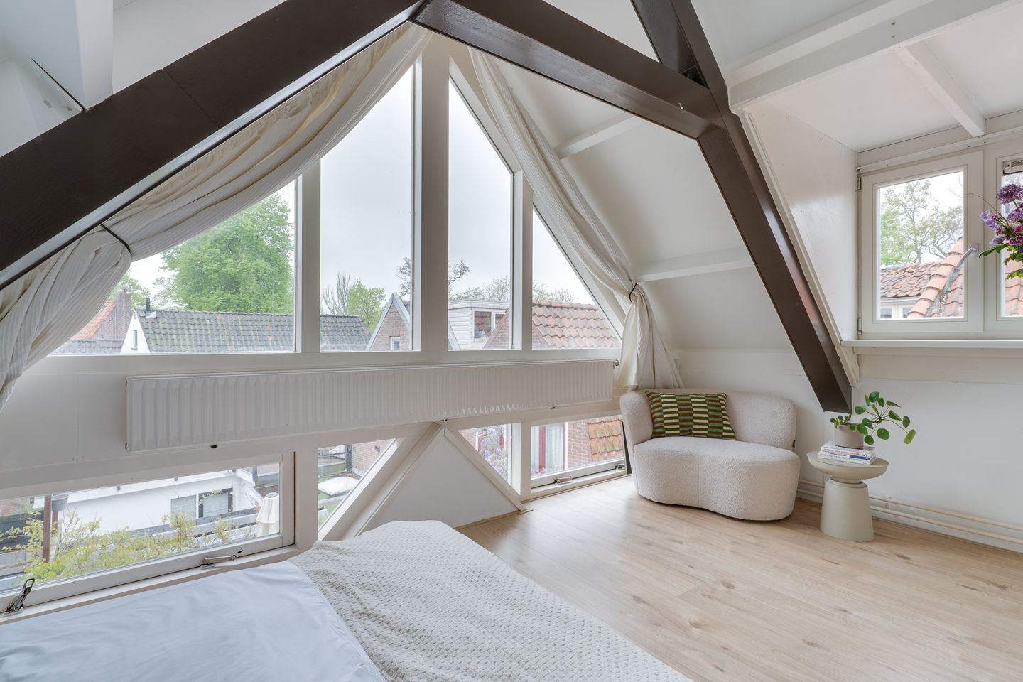 Foto 25 van Lindegracht 8