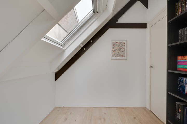 Foto 32 van Lindegracht 8