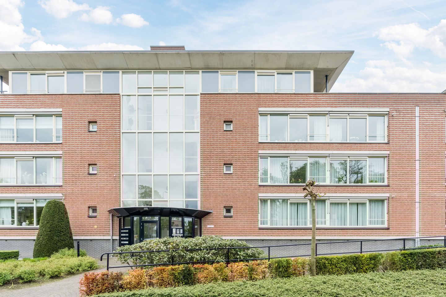 Foto 1 van Florastate 4