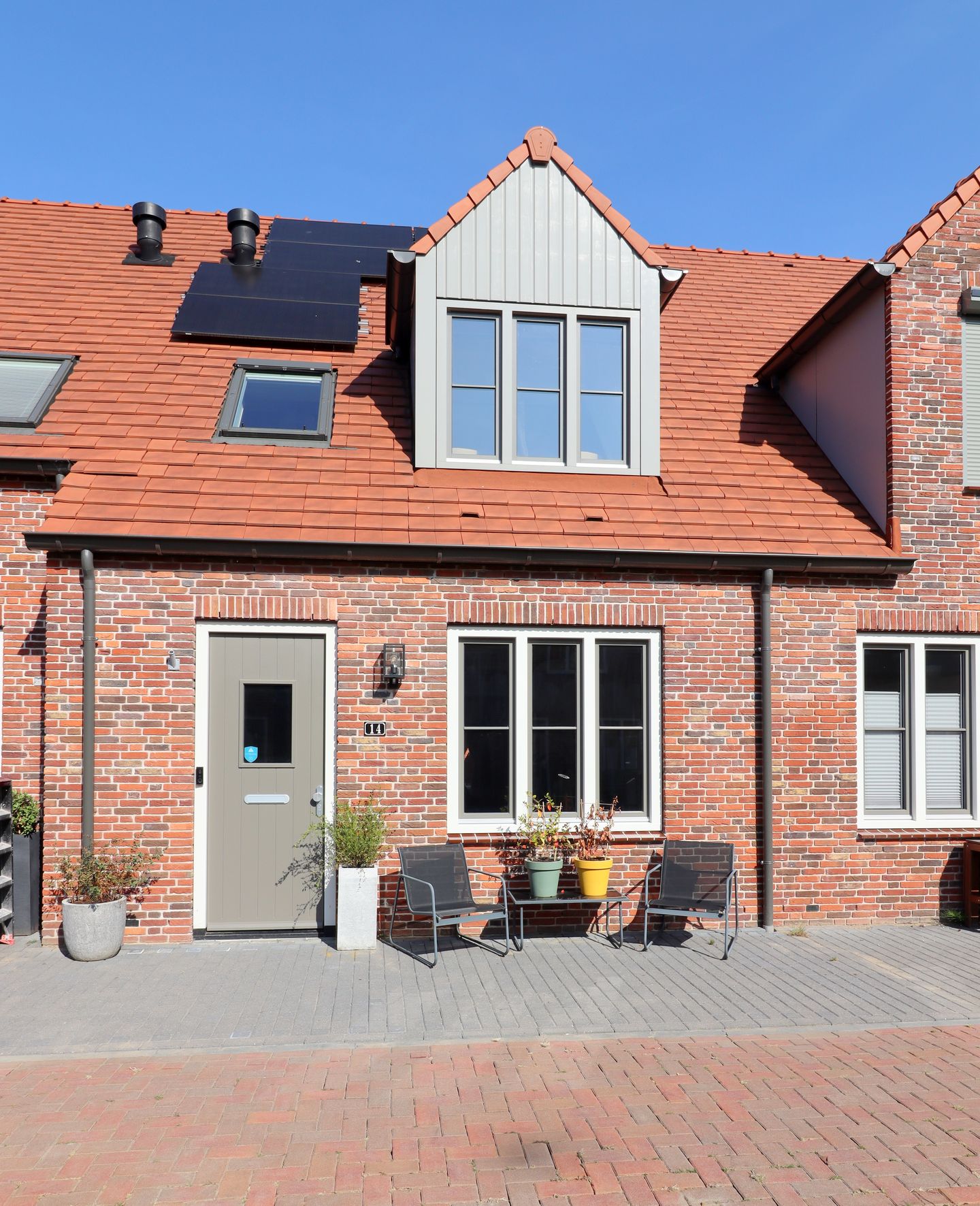 Foto 10 van Grenenhout 14