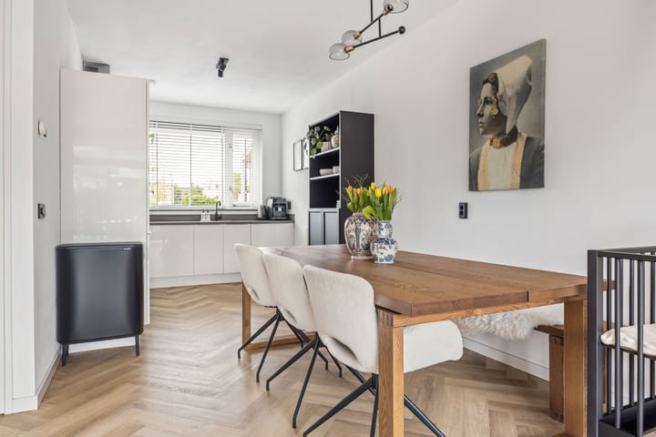 Foto 11 van Johan Metzelaarstraat 7