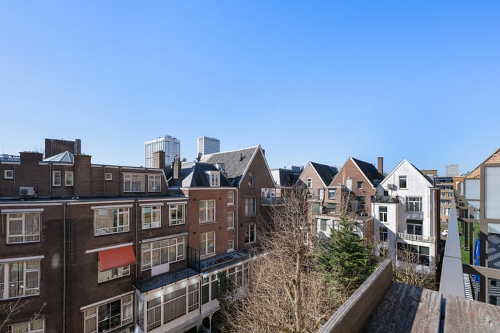 Foto 11 van Van Vollenhovenstraat 3-420