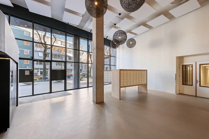 Foto 19 van Van Vollenhovenstraat 3-420