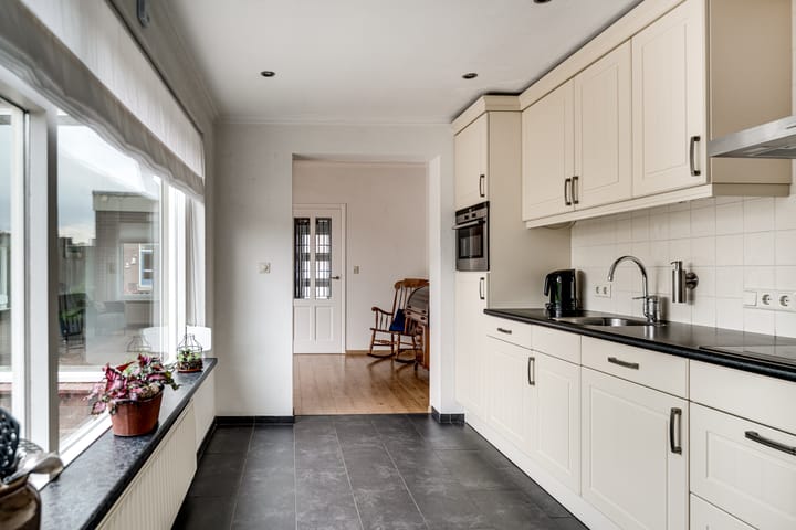 Foto 10 van Narcisstraat 9