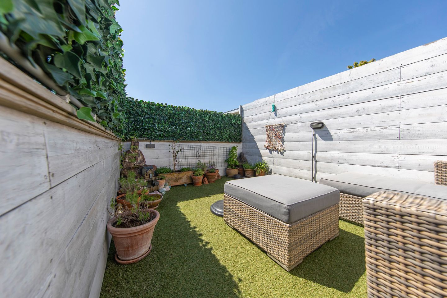 Photo 4 of Diaconiehuisstraat 36