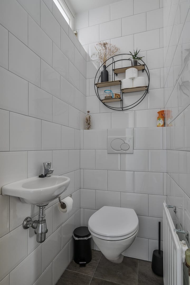 Photo 24 of Torrestraat 11