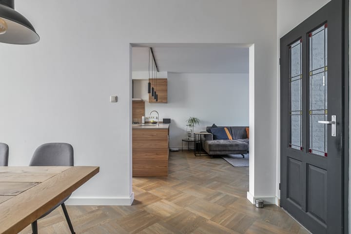 Photo 10 of Torrestraat 11