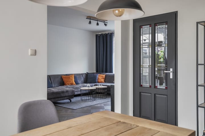 Photo 14 of Torrestraat 11