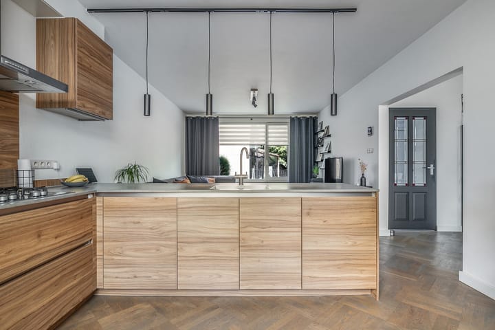 Photo 17 of Torrestraat 11