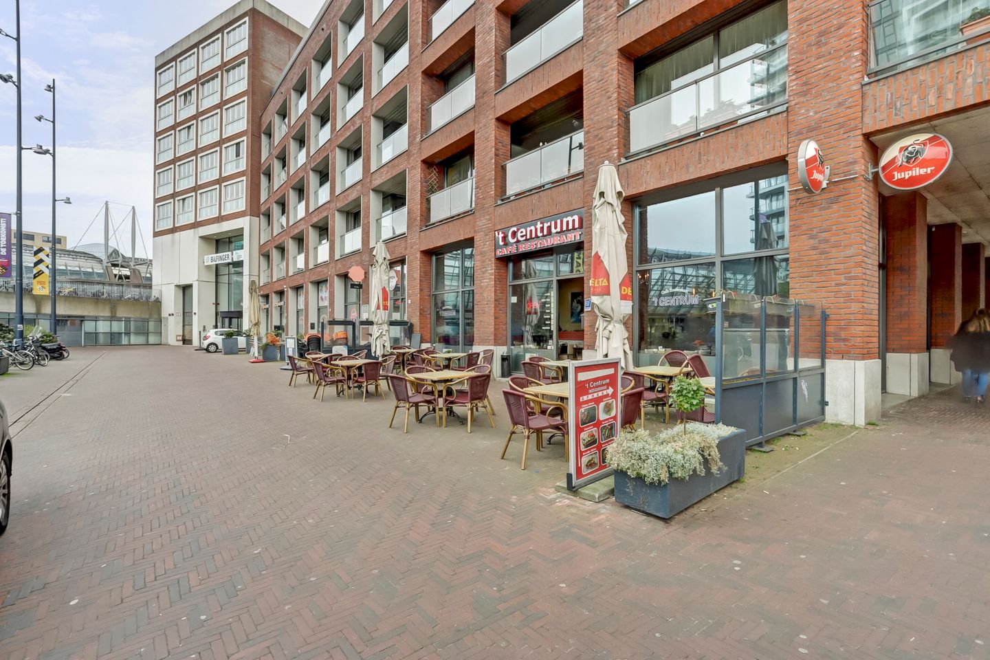 Foto 5 van Stationsplein 68