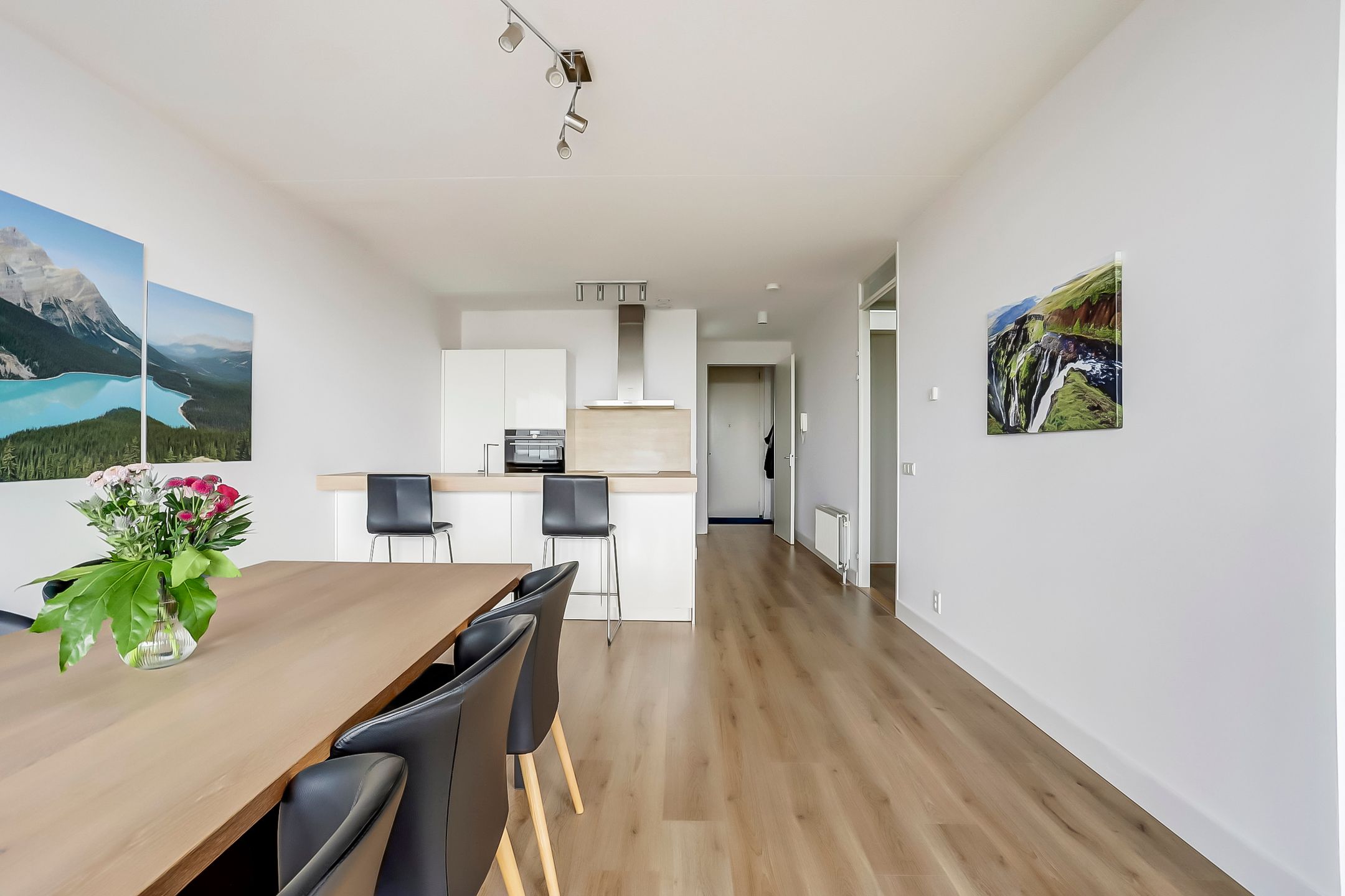 Foto 9 van Stationsplein 68